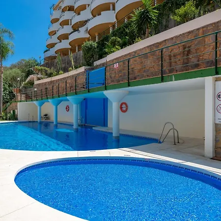 شقة Elegant 2 Bdrm Penthouse With Sea Views And Pools ماربيا