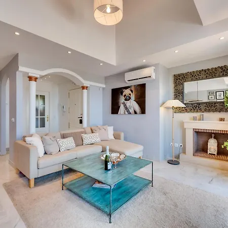 شقة Elegant 2 Bdrm Penthouse With Sea Views And Pools