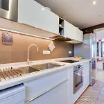 Appartement Elegant 2 Bdrm Penthouse With Sea Views And Pools