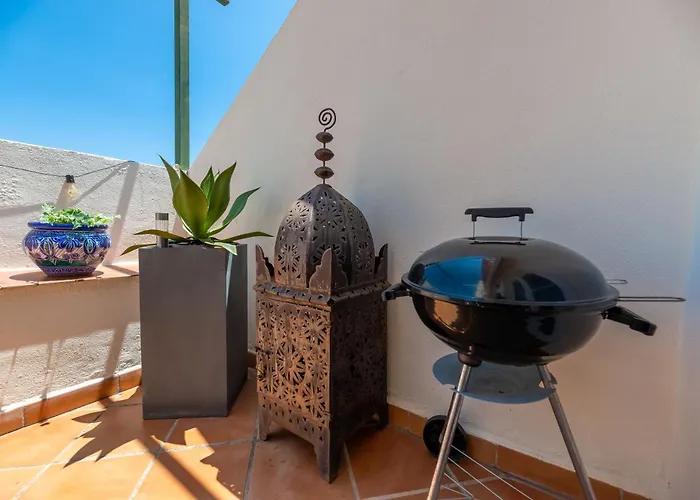 Apartamento Elegant 2 Bdrm Penthouse With Sea Views And Pools *