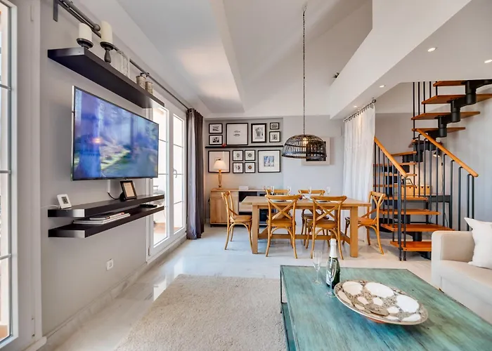 Elegant 2 Bdrm Penthouse With Sea Views And Pools * Marbella